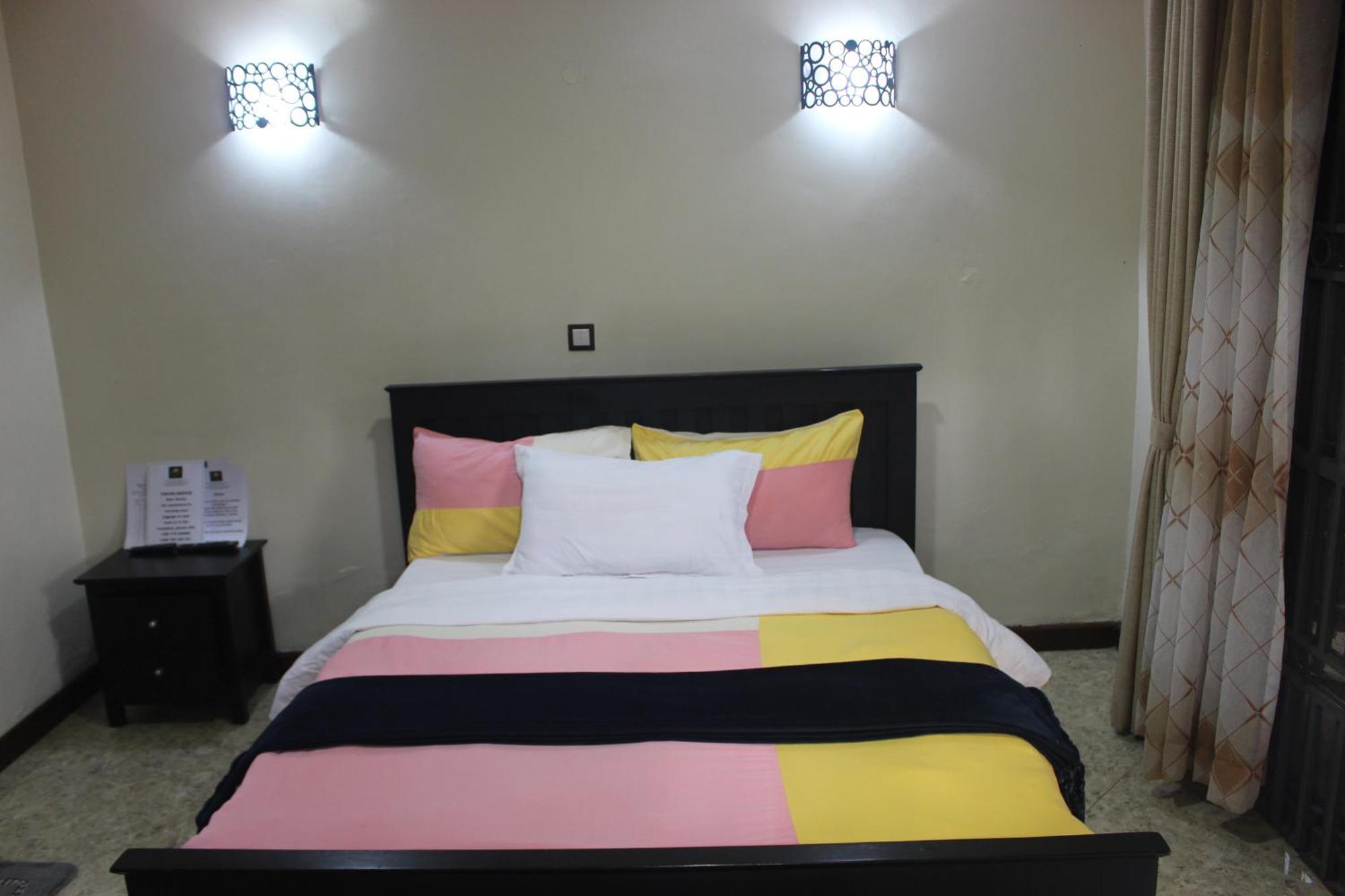 Fort Portal Montane Safaris Hotel מראה חיצוני תמונה