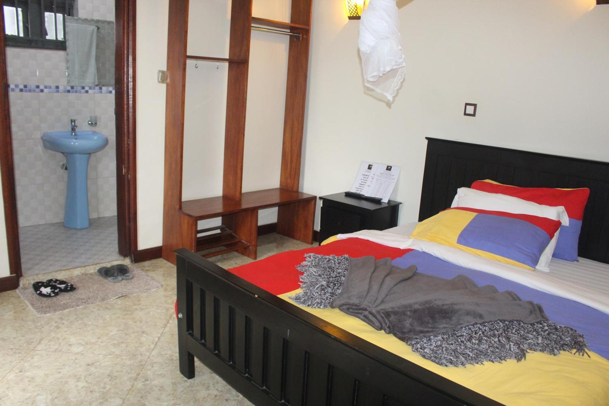 Fort Portal Montane Safaris Hotel מראה חיצוני תמונה