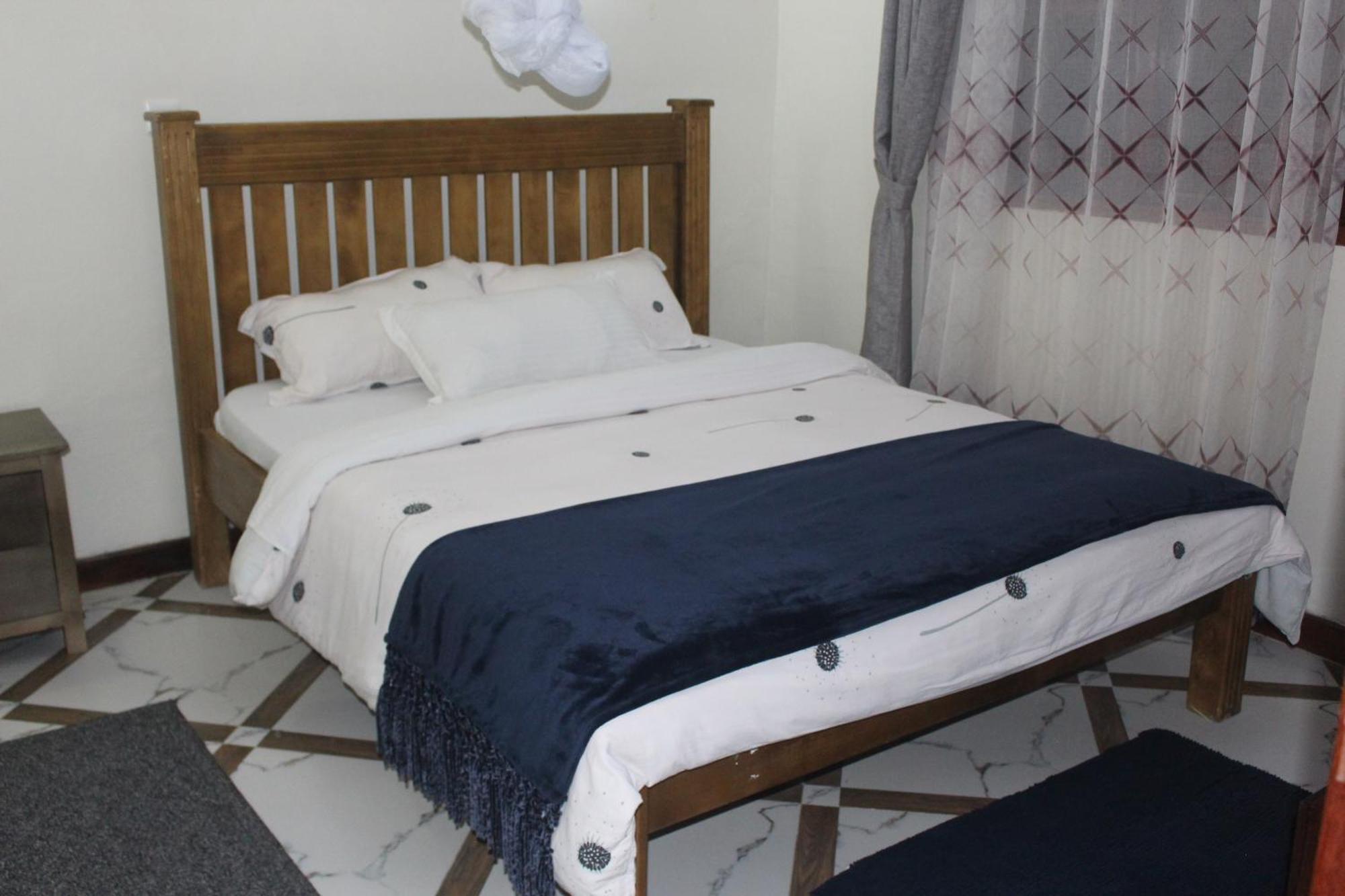 Fort Portal Montane Safaris Hotel מראה חיצוני תמונה